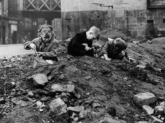 Time Team (Print 1961 Surrey Street )