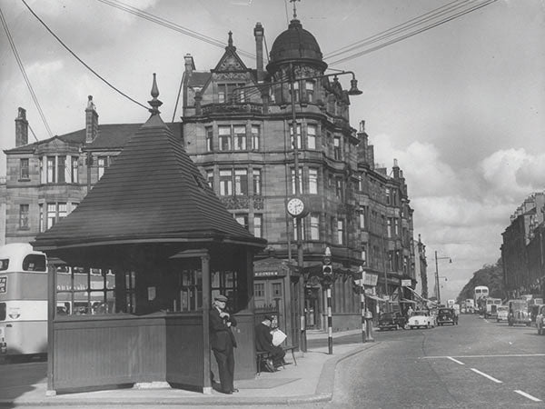 All quiet at Shawlands Cross (Print 2153739)