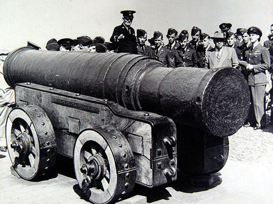 Sun's out, gun's out (Print 2315431)